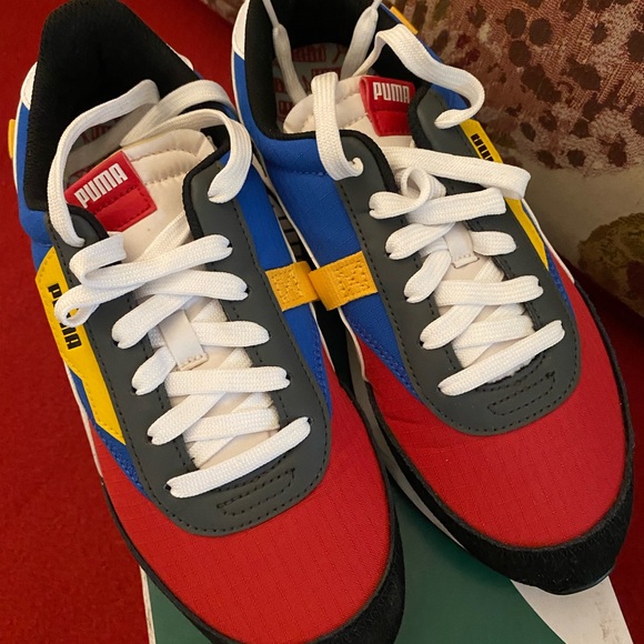 PUMA Color Block shoes 7C - Picture 2 of 3